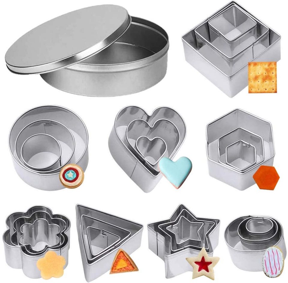 Famanu Set van 24 roestvrijstalen cookie cutters hart en hexagon