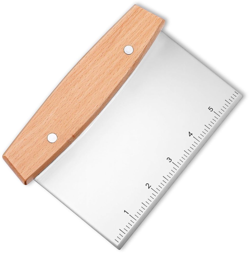 Unyqoos Roestvrijstalen multifunctionele deegschraper met ergonomisch houten