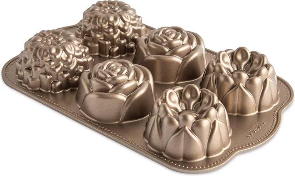 Nordic Ware bakvorm "Floral Cakelet"