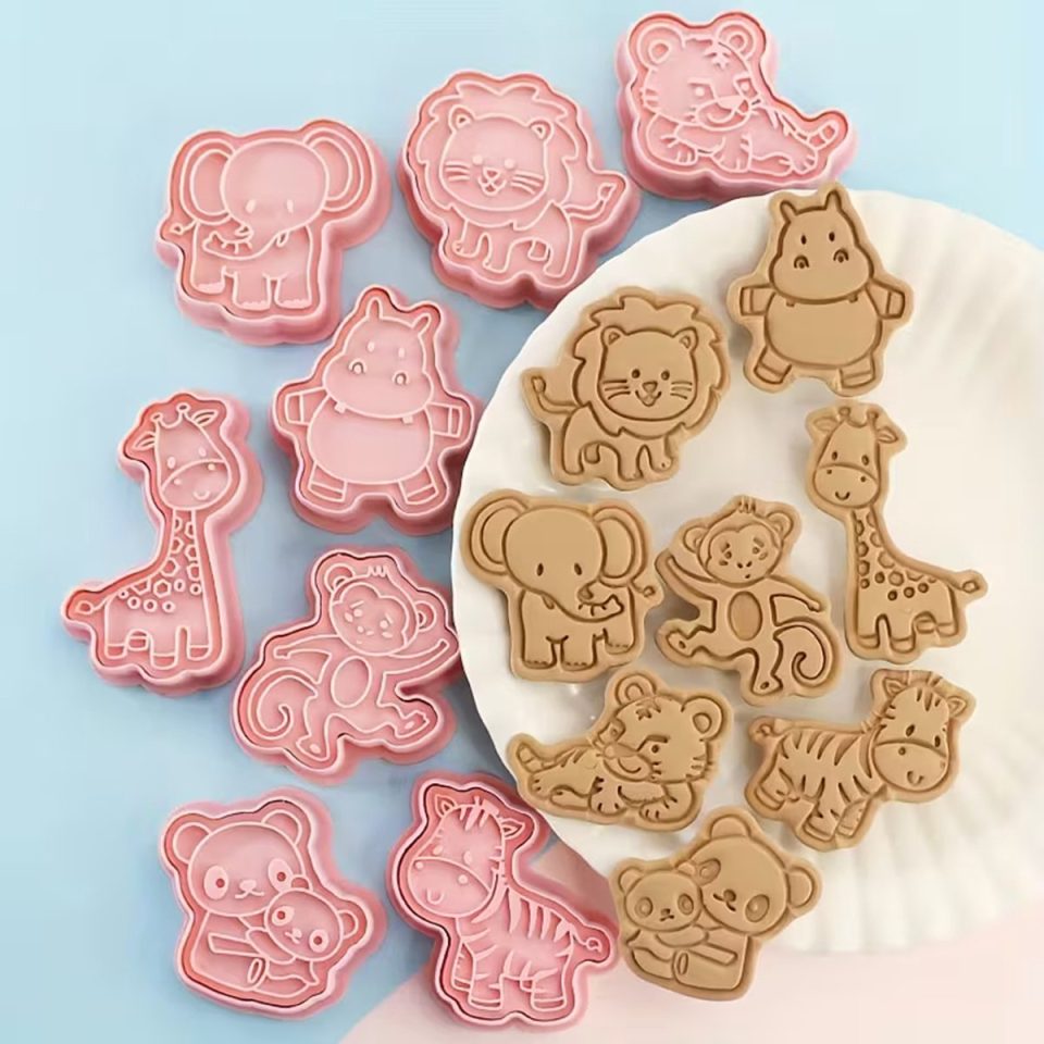 DW4Trading uitsteker Kunststof Koeksnijder Mal Dierentuin (8 stuks)