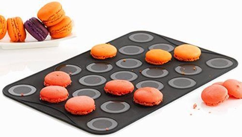 Mastrad bakmat Macarons Zwart Set van 2