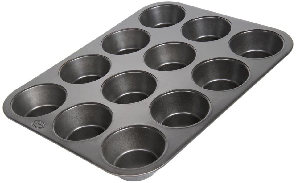 Famanu muffinvorm voor 12 muffins met antiaanbaklaag zwart