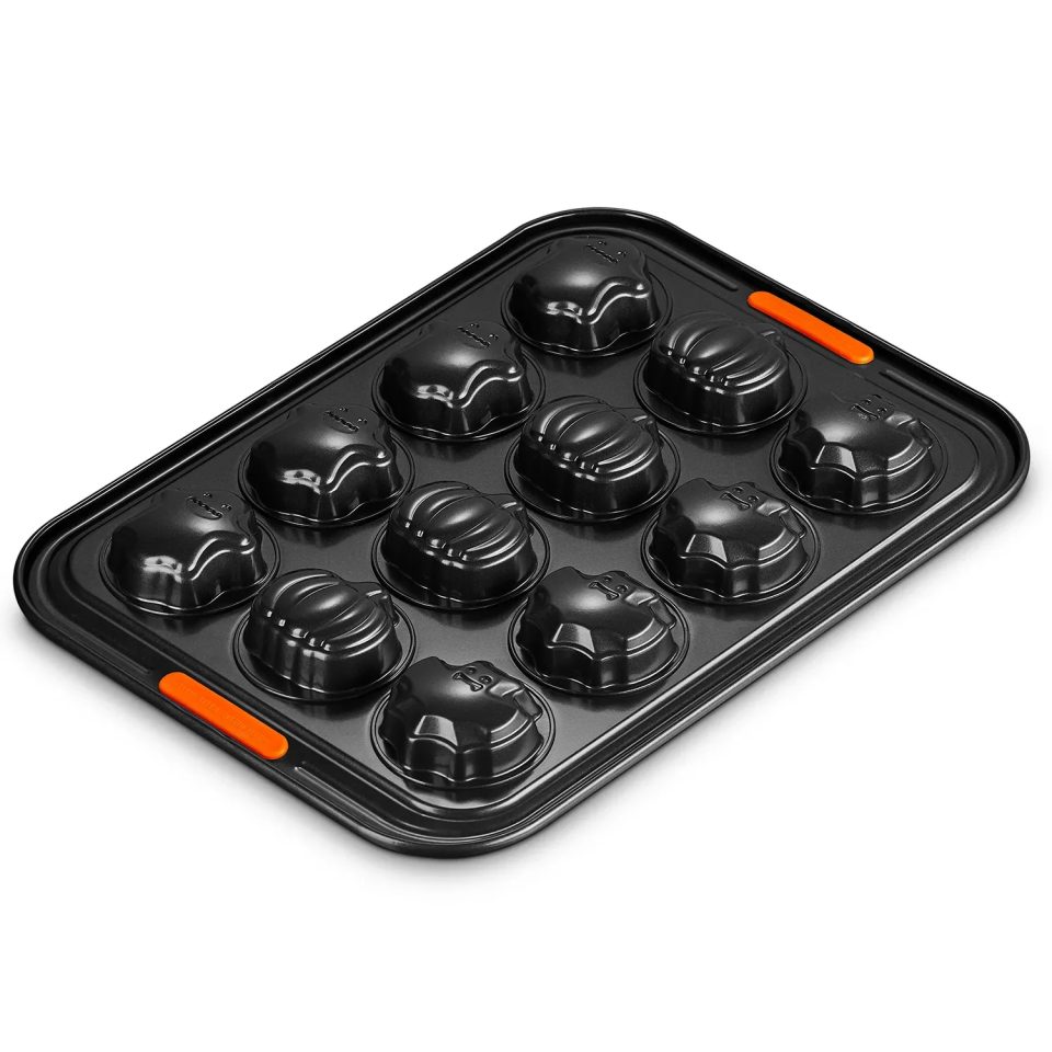 Le Creuset bakvorm voor 12 halloweenfiguren