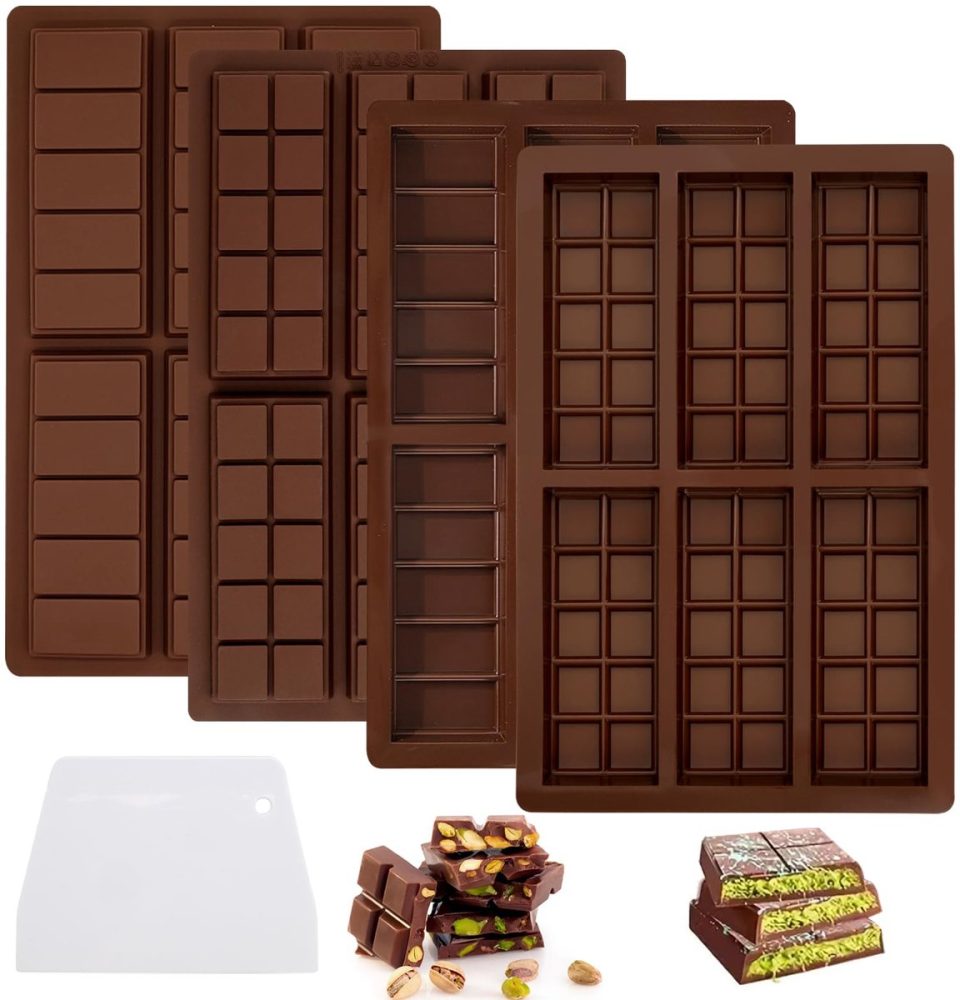 Ibenzoa Set van Vier Siliconen Chocoladevormen met Spatel